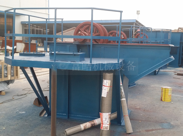 環鏈斗式提升機適用于粉狀、粒狀、及小塊狀物料